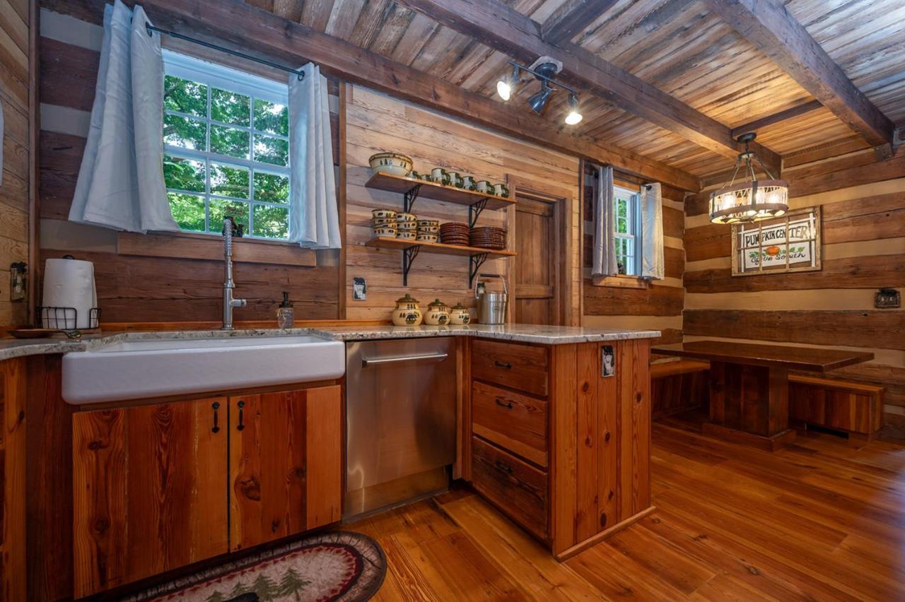 Villa Russell'S Fort At White Oak Point: Historical Cabin On Lake Lure, Luxury, Direct Lake Access! Extérieur photo