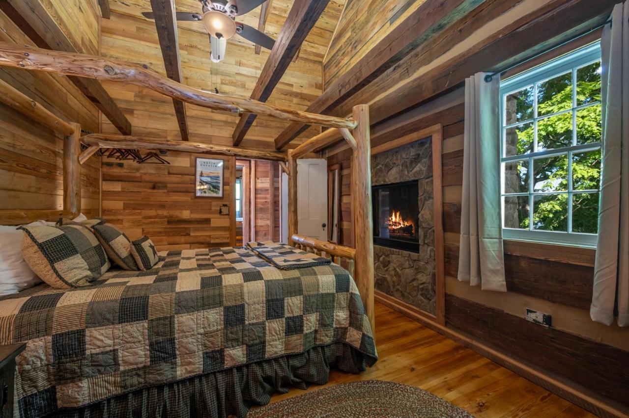 Villa Russell'S Fort At White Oak Point: Historical Cabin On Lake Lure, Luxury, Direct Lake Access! Extérieur photo